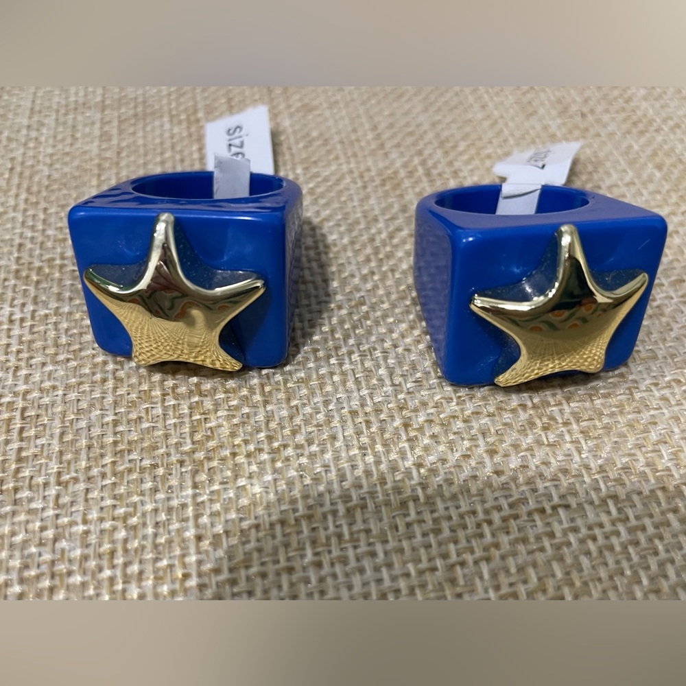 Blue Star  acrylic Rings ( New with tags)